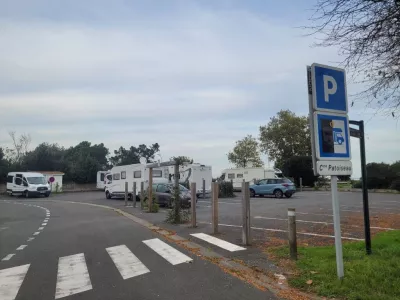 Parking Patoizeau — photo 4